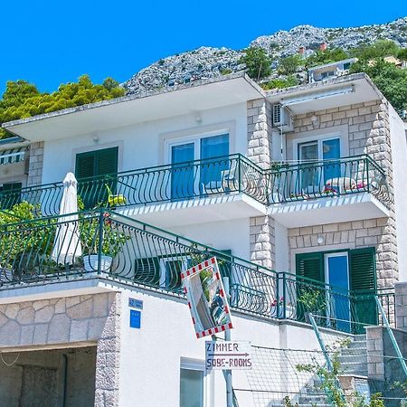 Apartments With A Parking Space Brela, Makarska - 16603 Zewnętrze zdjęcie