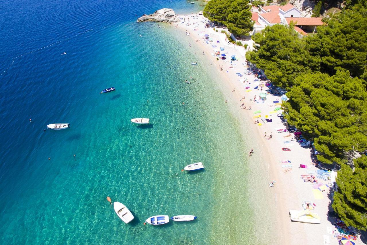 Apartments With A Parking Space Brela, Makarska - 16603 Zewnętrze zdjęcie